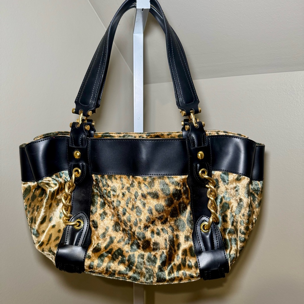 Maxximum Maxi Large Shoulder Bag Purse Double Handle Animal Print Gold Chains